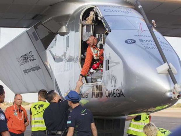 هواپیمای خورشیدی Solar Impulse 2 در نیویورک فرود آمد