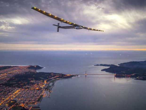 هواپیمای خورشیدی Solar Impulse 2 در نیویورک فرود آمد