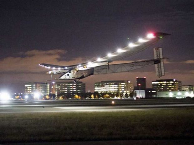 هواپیمای خورشیدی Solar Impulse 2 در نیویورک فرود آمد