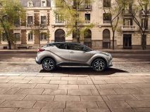 کراس اوور C-HR محصول 2017 کمپانی تویوتا