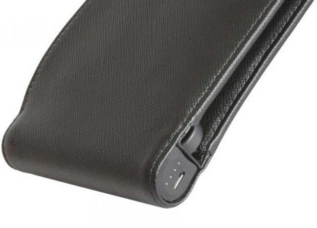 با خرید نوماد یک کیف پول با پاوربانک داشته باشید 4 با خرید نوماد یک کیف پول با پاوربانک داشته باشید