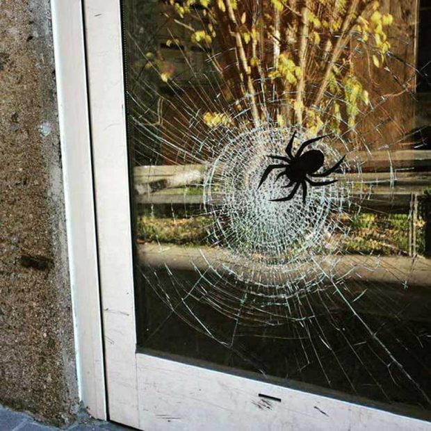 خرابکاران شهری و خلاقیتشان در خلق هنر خیابانی ! 28 هنر خیابانی