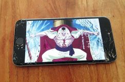 تصاویری خلاقانه برای توجیه علت شکستن صفحه نمایش گوشی !