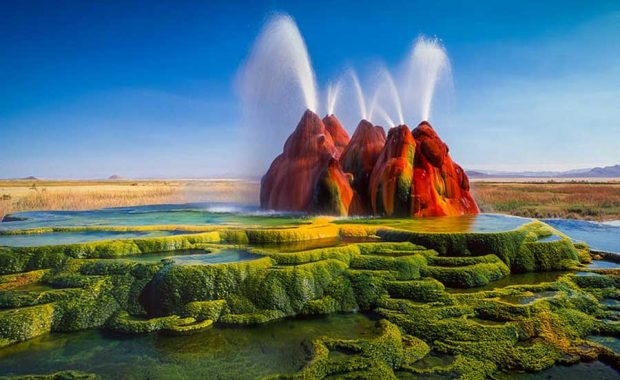 فواره طبیعی فلای پدیده خارق العاده ساخته دست بشر ! 16 فواره طبیعی یا آبفشان فلای Fly Geyser