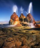 فواره طبیعی یا آب‌فشان فلای Fly Geyser