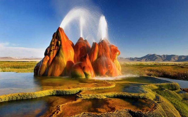 فواره طبیعی فلای پدیده خارق العاده ساخته دست بشر ! 6 فواره طبیعی یا آبفشان فلای Fly Geyser