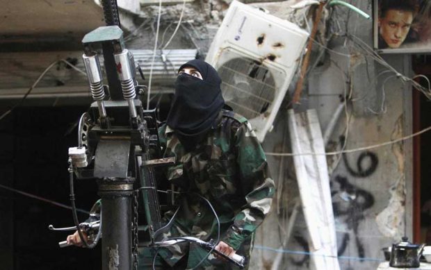 سلاح های دست ساز عجیب و غریب تروریست ها در سوریه + عکس 61 سلاح های دست ساز عجیب و غریب تروریست ها در سوریه