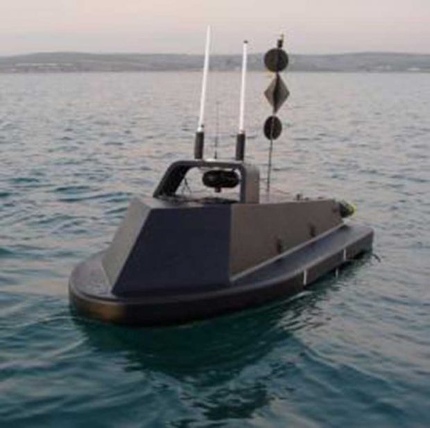 قایق بدون سرنشینی که مهاجران غیرقانونی را شناسایی می کند 2 قایق بدون سرنشین مهاجران غیرقانونی را شناسایی می کند