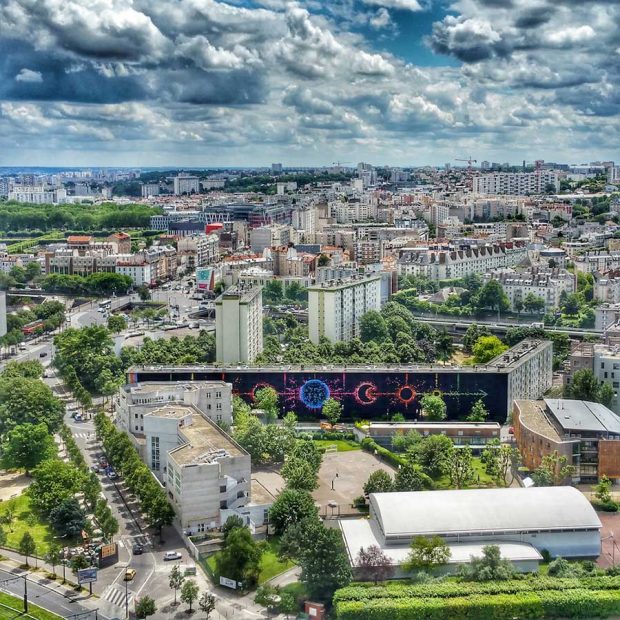 پروژه چرخه قمری با هنر اوریگامی روی ساختمان