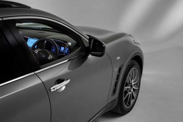 اینفینیتی QX70 Ultimate
