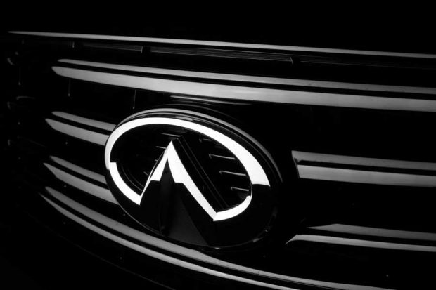 اینفینیتی QX70 Ultimate