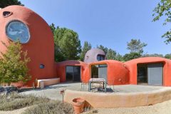 خانه عصر حجری Flintstones House