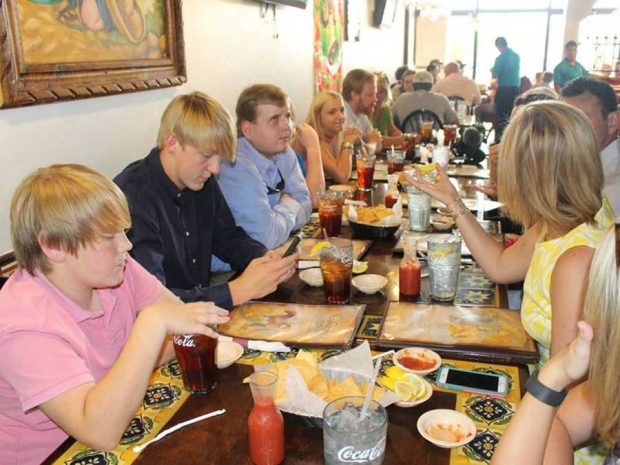 پیوند صورت هاردیسون آتش نشان بعد از یکسال