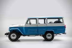 تویوتا لندکروز FJ45 LV