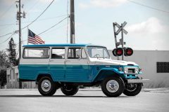 تویوتا لندکروز FJ45 LV