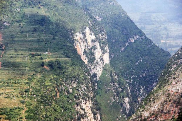 بلندترین پل جهان در چین