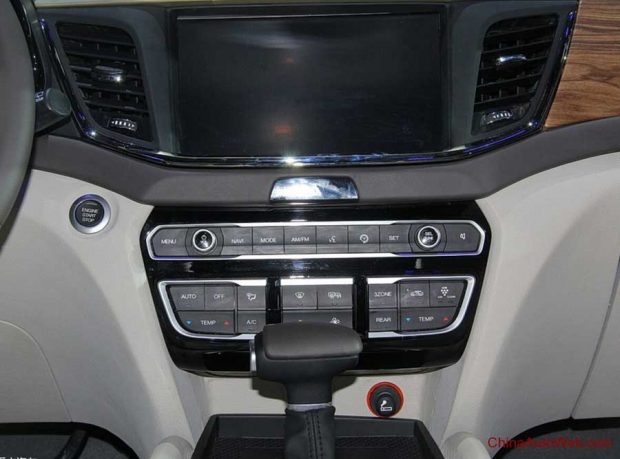 شاسی بلند ترامپچی GS8 محصولی زیبا از کشور چین 26 شاسی بلند ترامپچی GS8