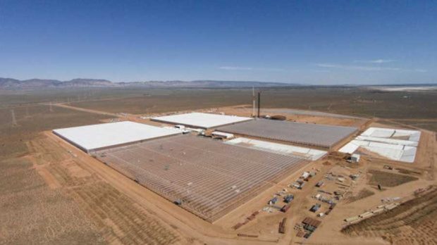 اولین مزرعه خورشیدی دنیا راه اندازی شد