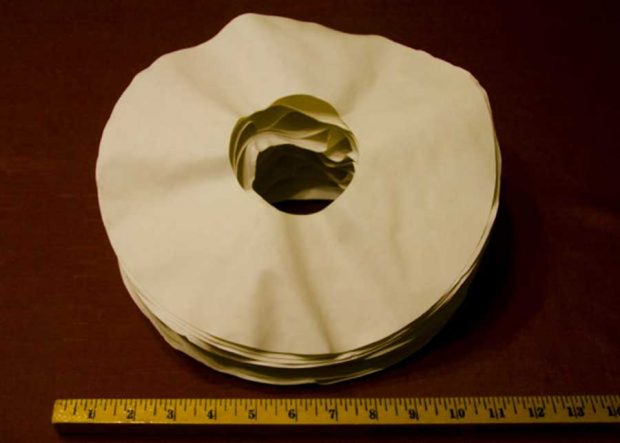 آموزش ساخت آباژور سقفی زیبا و دیدنی با کاغذ بریستول 13 آموزش ساخت آباژور سقفی با کاغذ بریستول