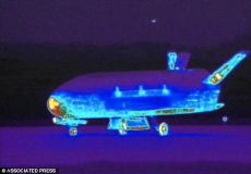هواپیمای فضایی رباتیک X-37B