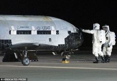هواپیمای فضایی رباتیک X-37B
