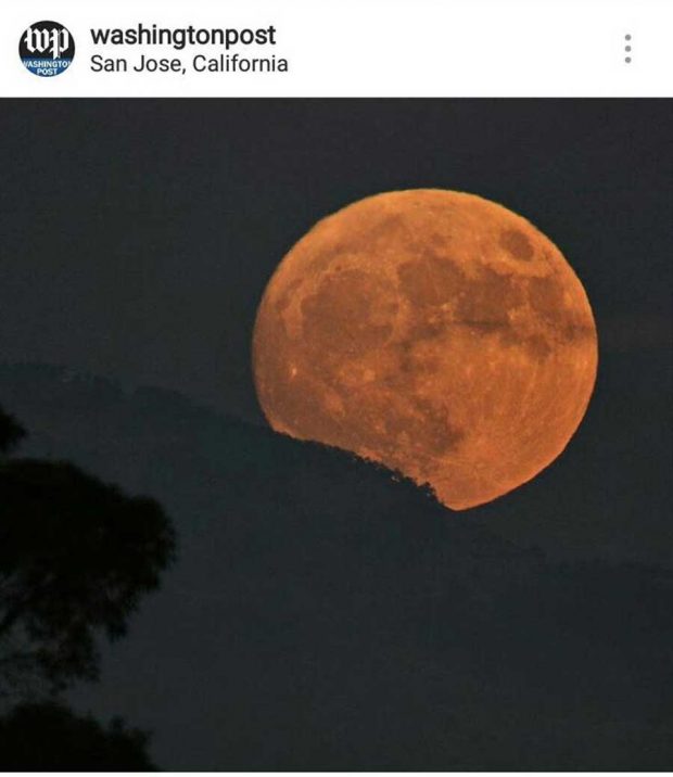 تصاویر شگفت انگیز از واقعه نجومی ابرماه در سراسر جهان 21 تصاویر شگفت انگیز از ابرماه در سراسر جهان