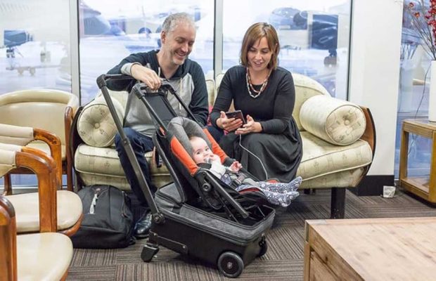 ساخت کالسکه حمل نوزاد بر روی چمدان مسافرتی + عکس 5 ساخت کالسکه حمل نوزاد بر روی چمدان + تصاویر