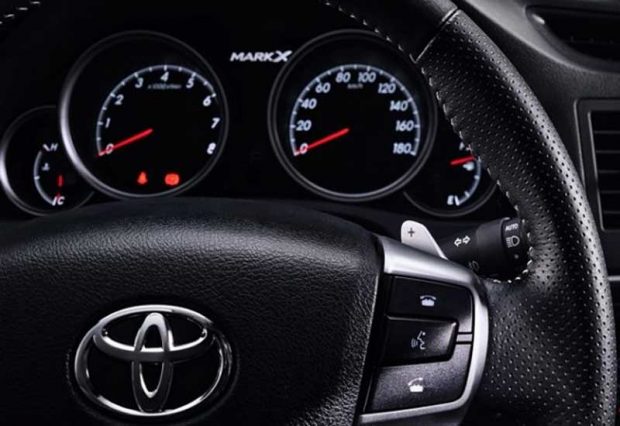 تویوتا مارک X مدل 2016