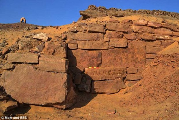 دیوار 4200 ساله