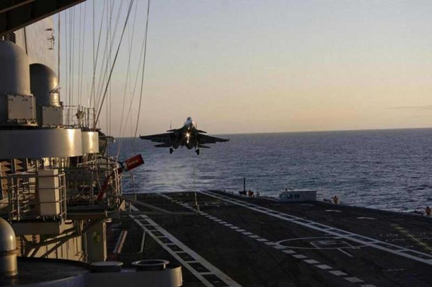 ناو هواپیمابر آدمیرال کوزنتسوف روسیه را از نزدیک ملاقات کنید + عکس 24 ناو هواپیمابر آدمیرال کوزنتسوف