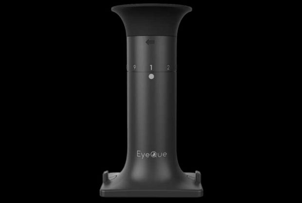 کیت تست بینایی EyeQue دستگاه کوچک اپتومتریستی که با موبایل کار می کند 3 کیت تست بینایی EyeQue