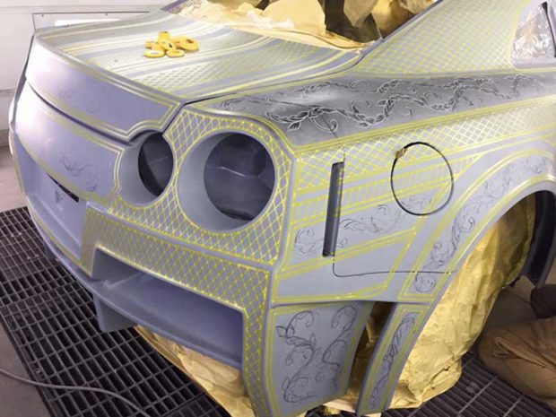 نیسان R35 GT-R طلایی