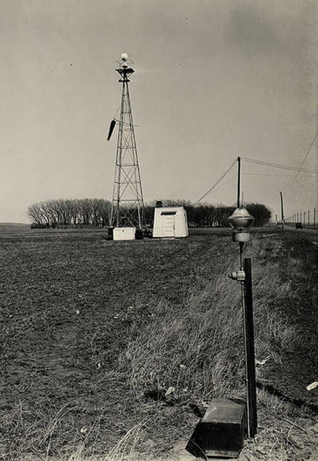 فلش های بتنی عجیب ساخته شده در آمریکا چه کاربرد داشته اند + عکس 3 فلش های بتنی عجیب