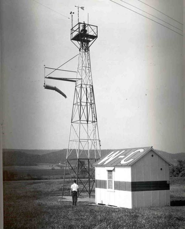 فلش های بتنی عجیب ساخته شده در آمریکا چه کاربرد داشته اند + عکس 2 فلش های بتنی عجیب