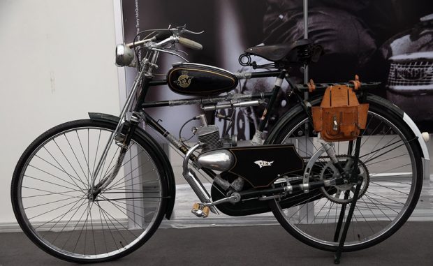 گزارشی تصویری از نمایشگاه خودرو تهران ۲۰۱۷ را در میهن پست تماشا کنید 39 نمایشگاه خودرو تهران 2017