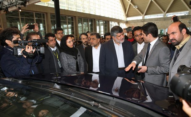 گزارشی تصویری از نمایشگاه خودرو تهران ۲۰۱۷ را در میهن پست تماشا کنید 3 نمایشگاه خودرو تهران 2017