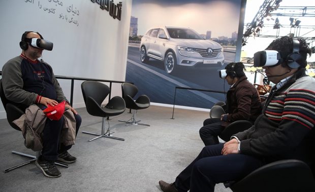 گزارشی تصویری از نمایشگاه خودرو تهران ۲۰۱۷ را در میهن پست تماشا کنید 9 نمایشگاه خودرو تهران 2017