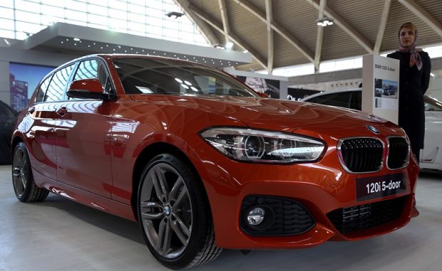 گزارشی تصویری از نمایشگاه خودرو تهران ۲۰۱۷ را در میهن پست تماشا کنید 24 نمایشگاه خودرو تهران 2017