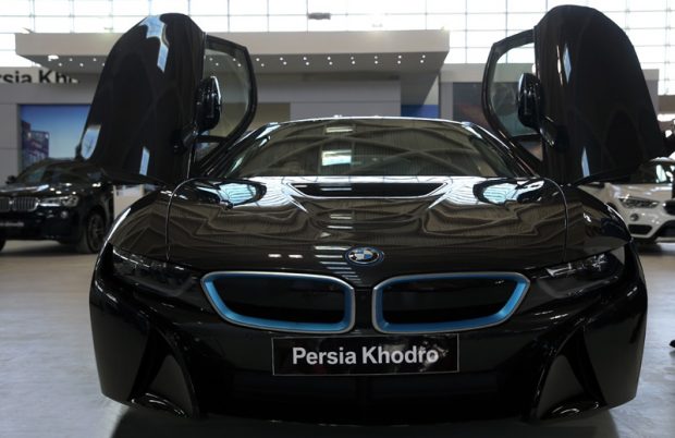 گزارشی تصویری از نمایشگاه خودرو تهران ۲۰۱۷ را در میهن پست تماشا کنید 10 نمایشگاه خودرو تهران 2017