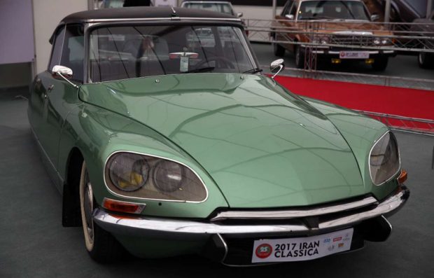 گزارشی تصویری از نمایشگاه خودرو تهران ۲۰۱۷ را در میهن پست تماشا کنید 29 نمایشگاه خودرو تهران 2017