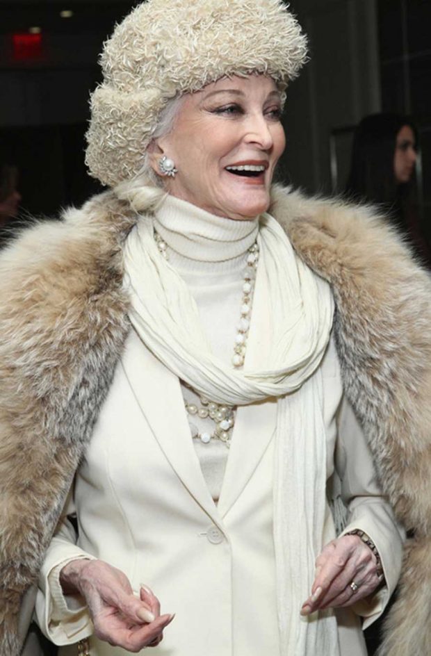 پیرترین مدل زن جهان در سن ۸۵ سالگی همچنان به کار خود مشغول است 18 پیر ترین مدل زن جهان