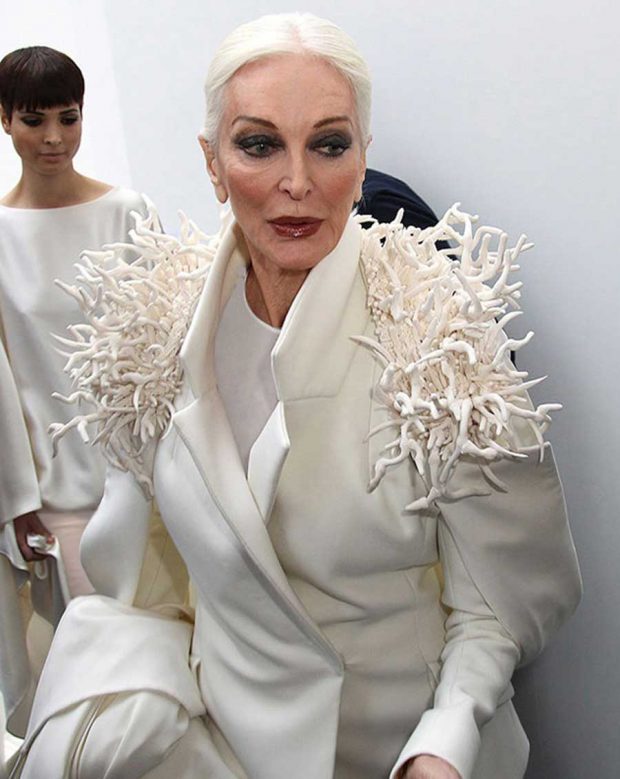 پیرترین مدل زن جهان در سن ۸۵ سالگی همچنان به کار خود مشغول است 19 پیر ترین مدل زن جهان