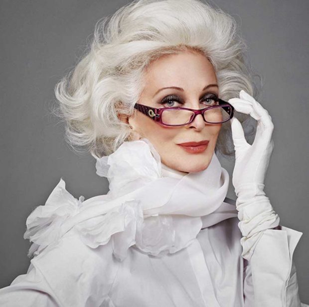 پیرترین مدل زن جهان در سن ۸۵ سالگی همچنان به کار خود مشغول است 10 پیر ترین مدل زن جهان