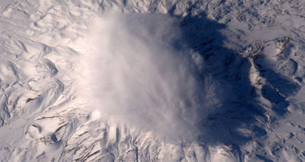 کلاه ابری کوهی در ایران در حالی سوژه فضانوردان