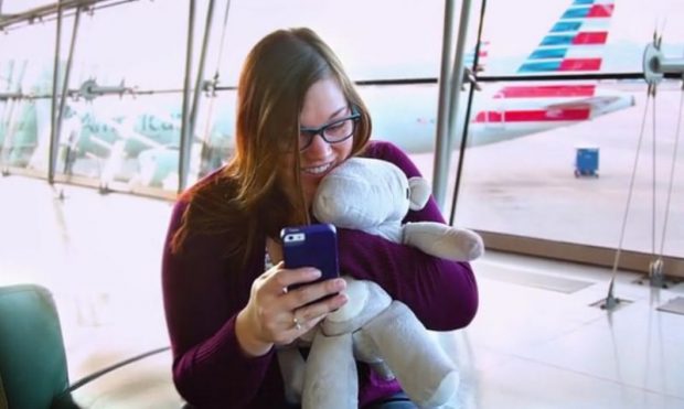 آغوش گرفتن مجازی دوستان با عروسک خرسی Parihug 8 عروسک خرسی Parihug