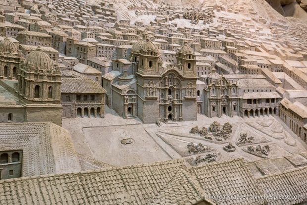 نگاهی به مجسمه های شنی خارق العاده موزه شنی توتوری ژاپن 17 مجسمه های شنی