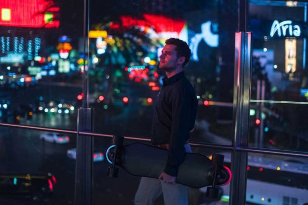 اسکیت‌ برد هوشمند