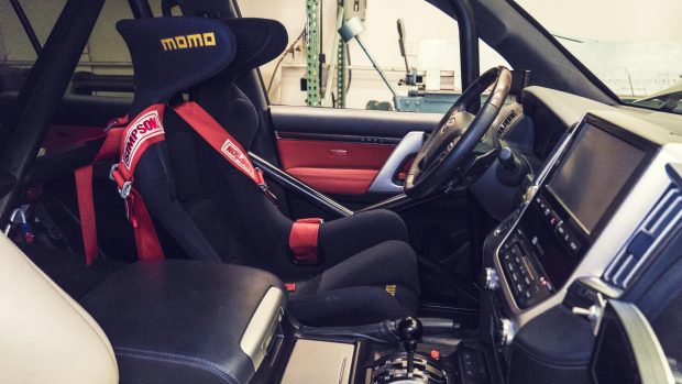 لند اسپید کروزر ، سریعترین شاسی بلند جهان معرفی شد + عکس 7 سریعترین شاسی بلند جهان