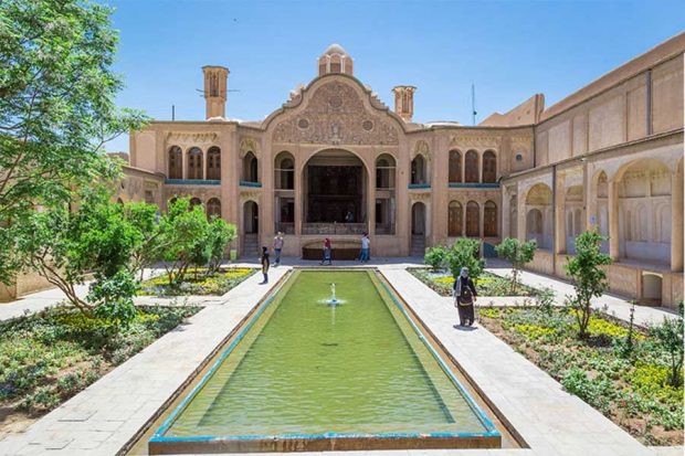 خانه بروجردی‌ های کاشان