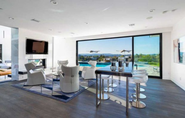 تصاویری از خانه های دیدنی افراد معروف در سراسر جهان 3 خانه های دیدنی